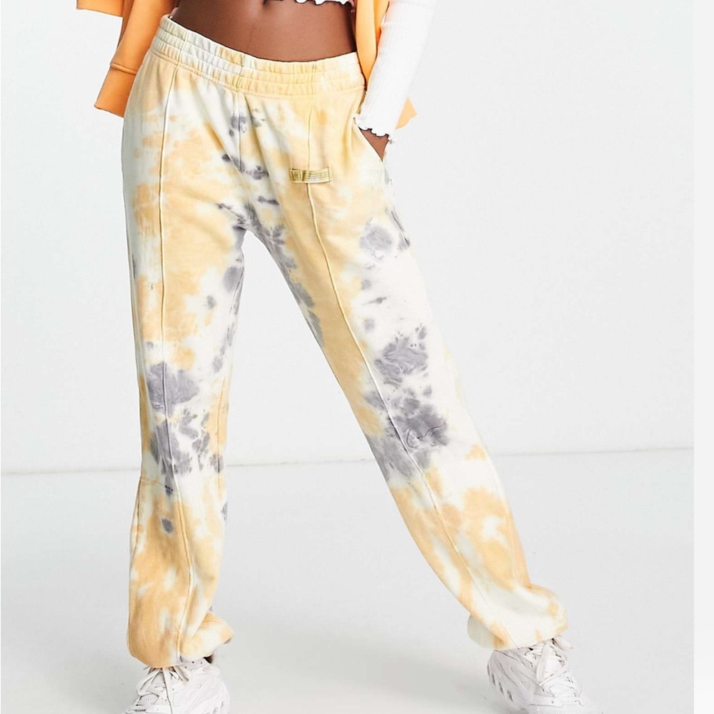 Nike Seasonal Classic Pack Sweatpants